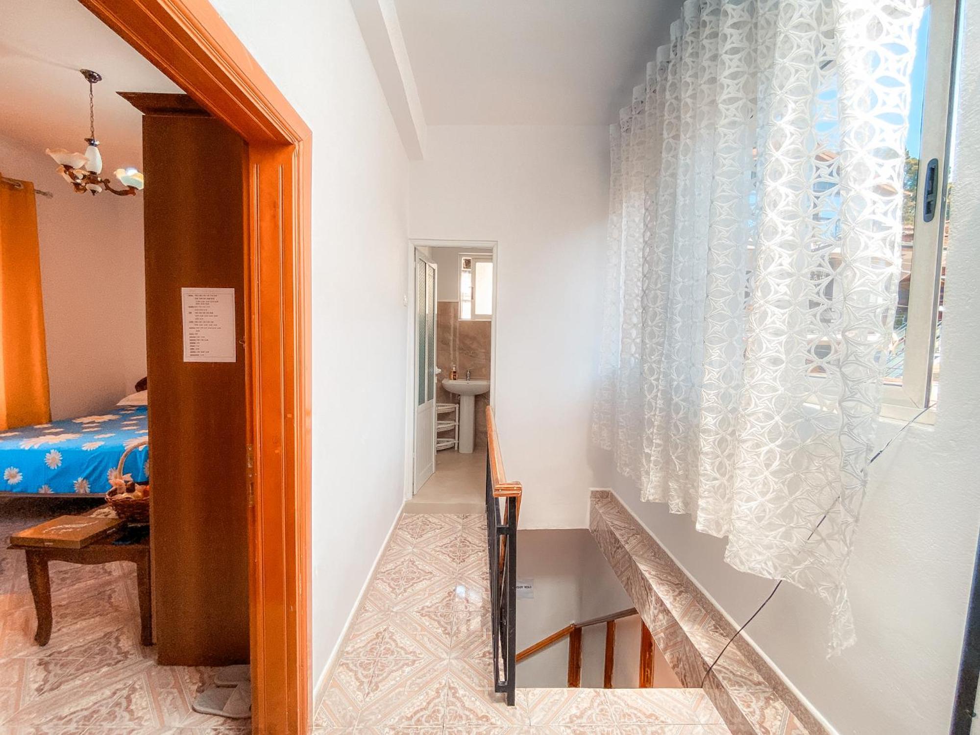 House Of Linda 93 Villa Berat Exterior photo